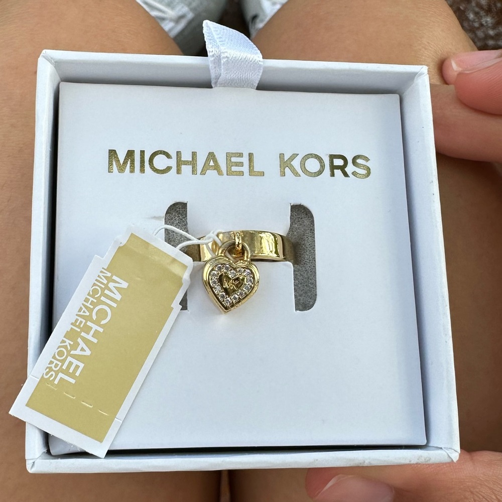 MICHAEL Michael Kors Gold Elegant Ring